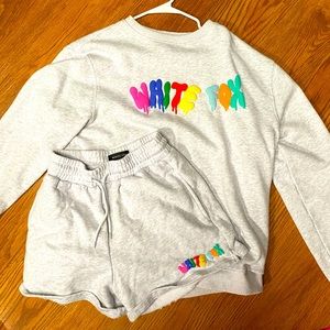 White fox boutique shirt and sweatshirt outfit